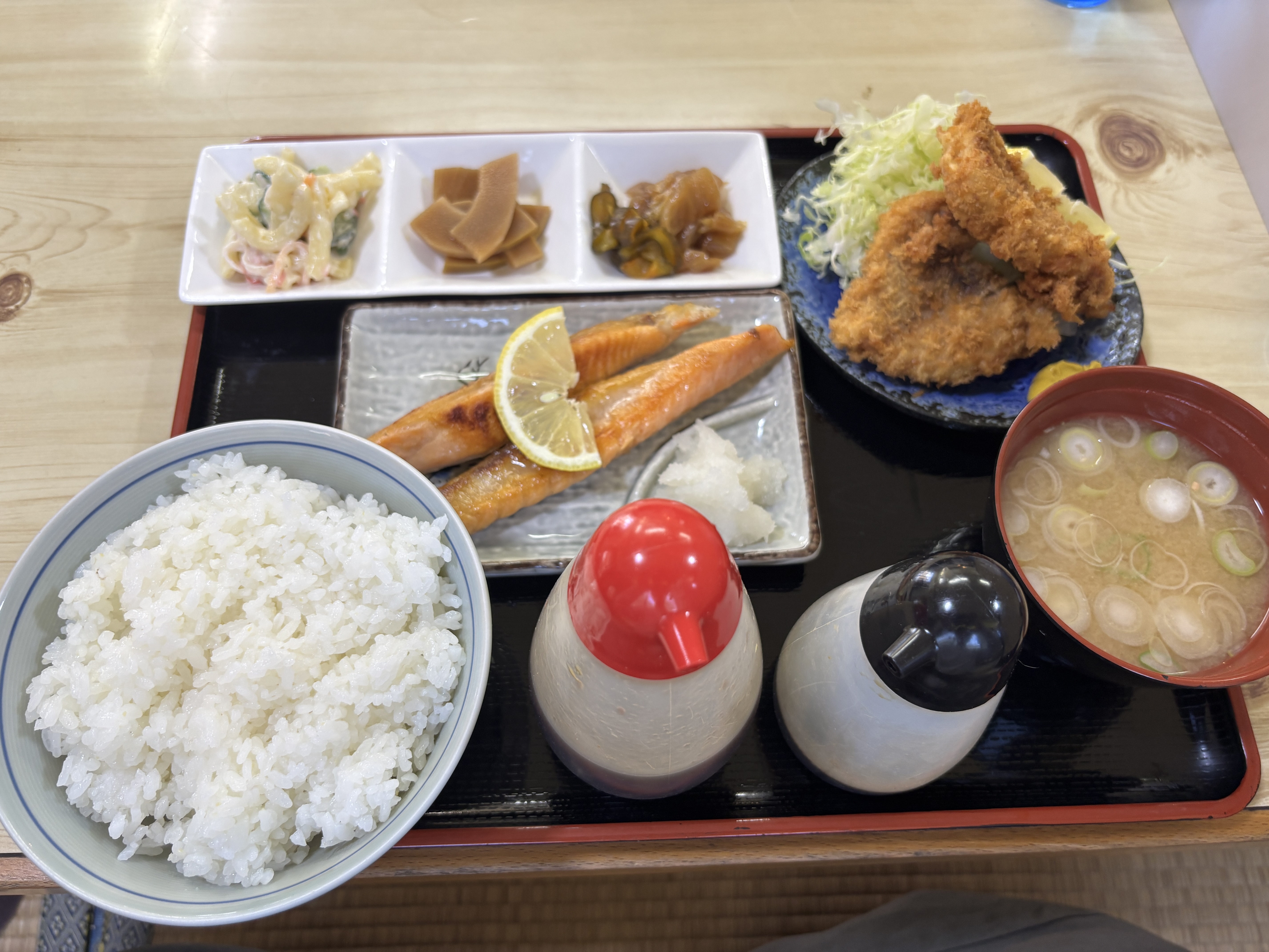 はらすとカジキマグロのフライ定食